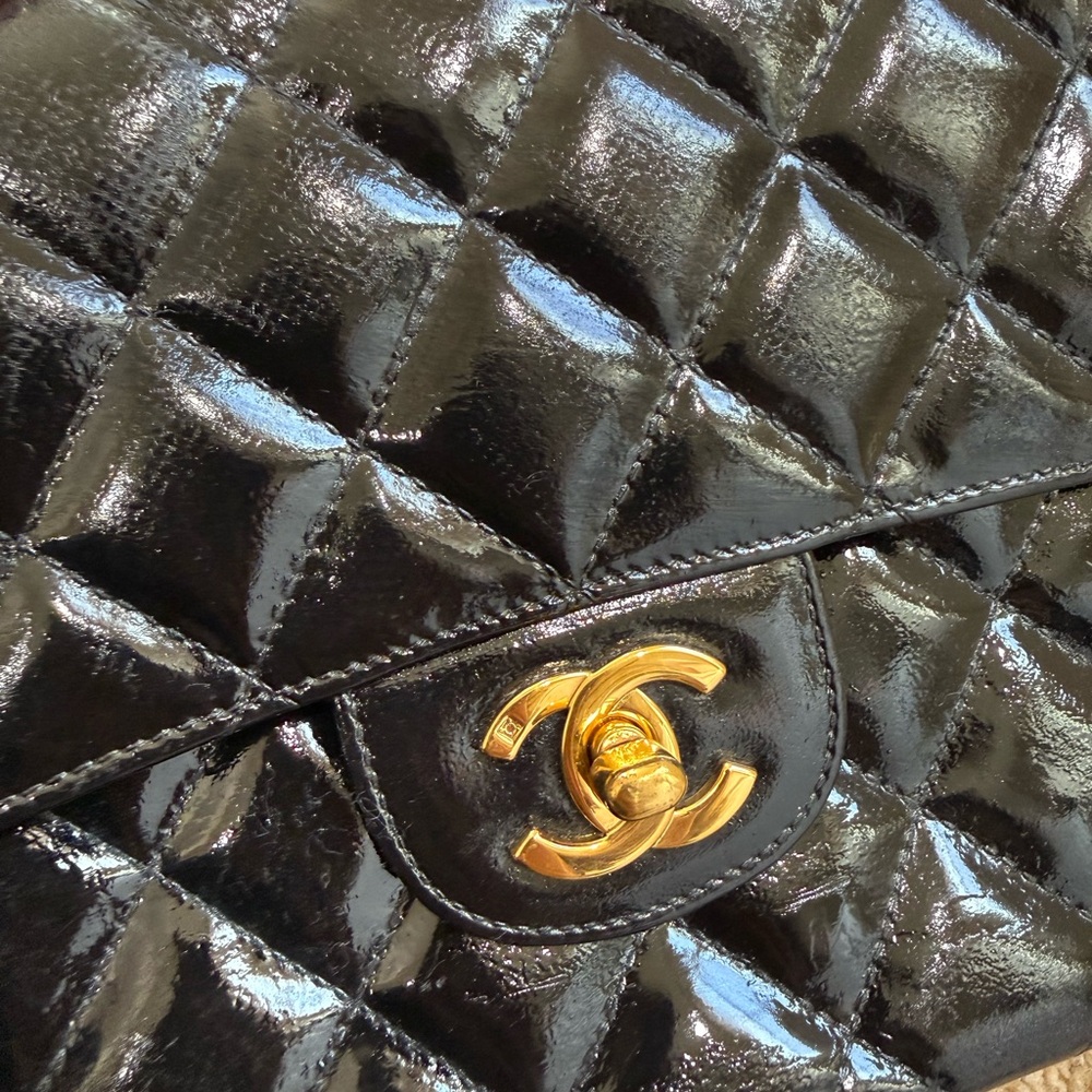 Chanel Double Flap black Patent Quilted Shoulder Bag - Picture 8 of 17